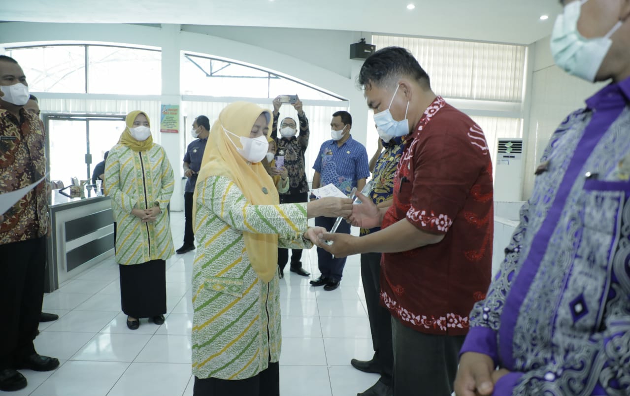 PT Inalum Serahkan Hadiah Pemenang Lomba Potensi dan Inovasi Desa di Asahan