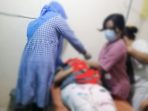 Rukyiah Histeris Lihat Jasad Anaknya Gantung Diri