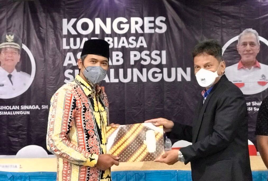 Secara Aklamasi, Gusmiyadi SE Jabat Ketua Askab PSSI Simalungun Periode 2021-2025
