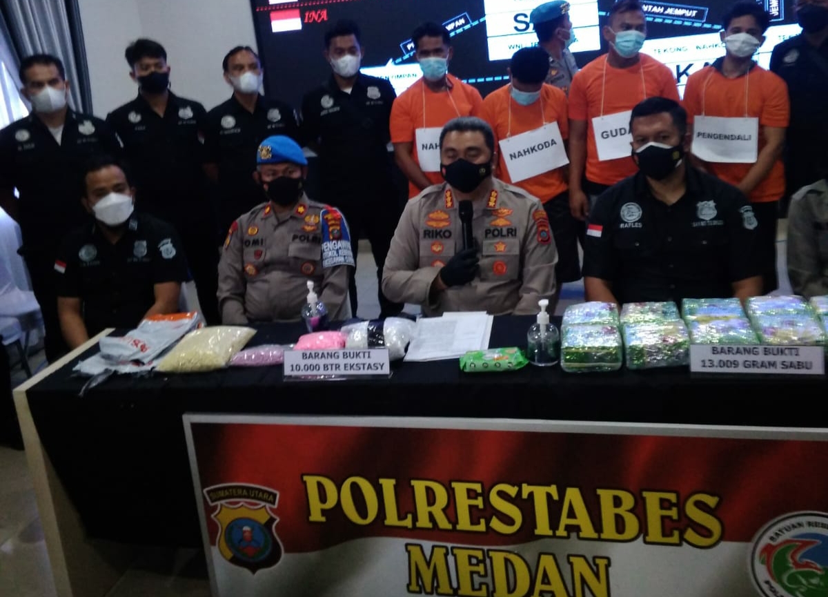 Empat Sindikat Narkoba Antar Negara Dotangkap, Barbut 13 Kg Sabu dan 1.000 Butir Ekstasi