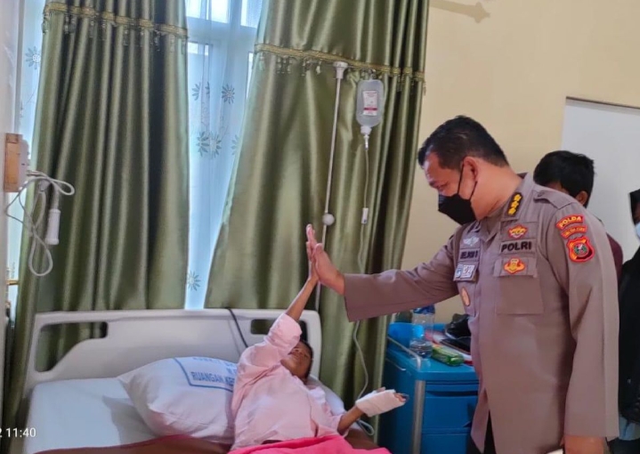 Kapolda Sumut Bantu Pengobatan Anak Penderita Tumor Abdomen Sampai Sembuh