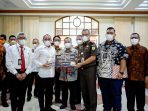 Kajatisu dan Gubsu Hadiri Peluncuran Buku 'Peranan JPN Mengawal Aset Perkebunan Negara'