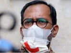Ditetapkan Sebagai Tersangka, Haris Azhar Akan Buat Laporan Balik