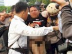 Ade Armando Luka Parah Dihajar Massa di DPR