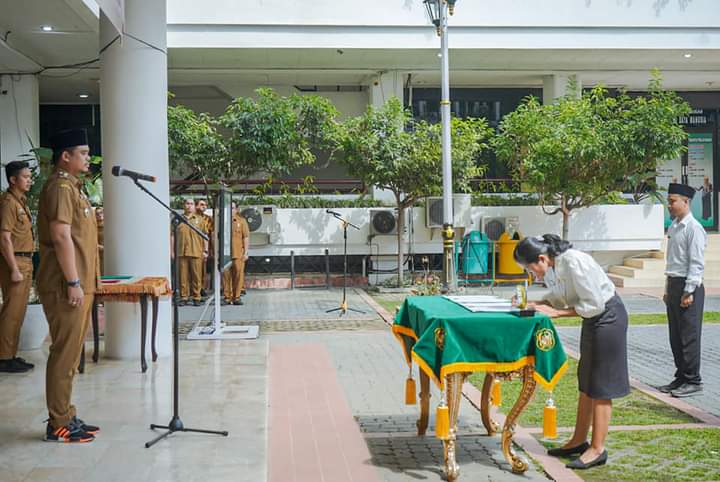 Lantik 1.051 PPPK Jabatan Guru, Bobby Nasution: Buktikan Sumbangsih Terbaik Untuk Pendidikan Kota Medan