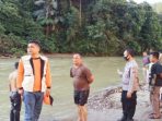 5 Santri Terseret Arus Sungai Simonis Kabupaten Labura