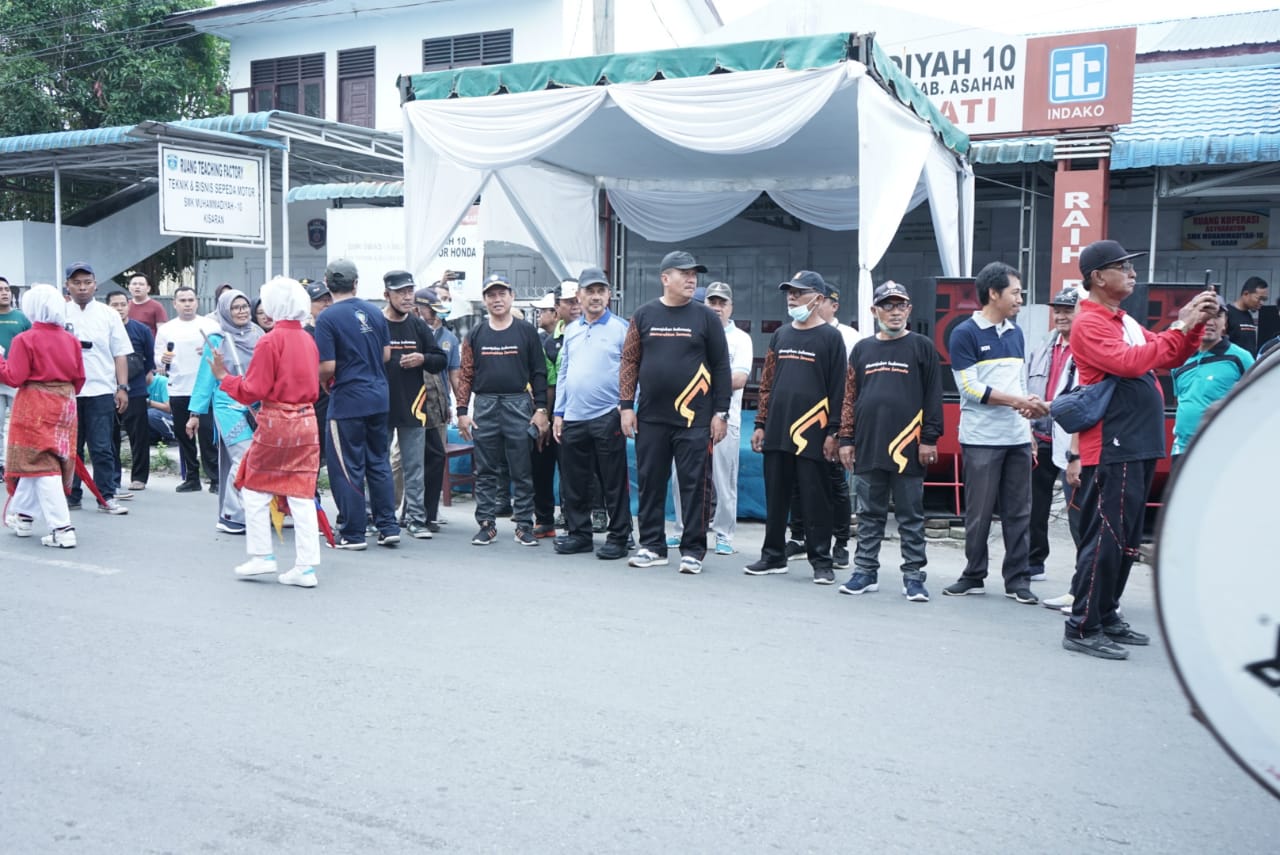 Wabup Asahan Lepas Gerak Jalan Sehat PD Muhammadiyah
