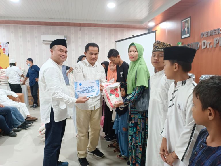 Buka Puasa Bersama, Forwakes Sumut Santuni Yatim Piatu