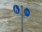 55 Orang Tewas Banjir Bandang Terjang Bangladesh