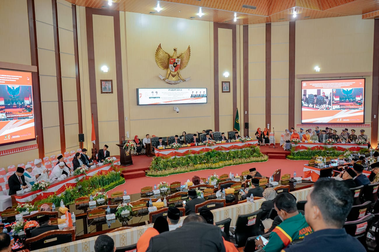 Bobby Nasution Bersama DPRD Kota Medan Dengarkan Pidato Kenegaraan Presiden RI