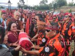 Selama 3 Hari, Ulos Sepanjang 1000 Meter Akan Diarak Keliling Danau Toba