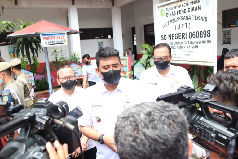 Bobby Nasution Telah Rehabilitasi 280 Kelas dan Bangun 8 yang Baru