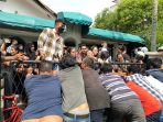 Pengosongan Rumah di Medan Ricuh, Pemilik Histeris Minta Keadilan Hukum 