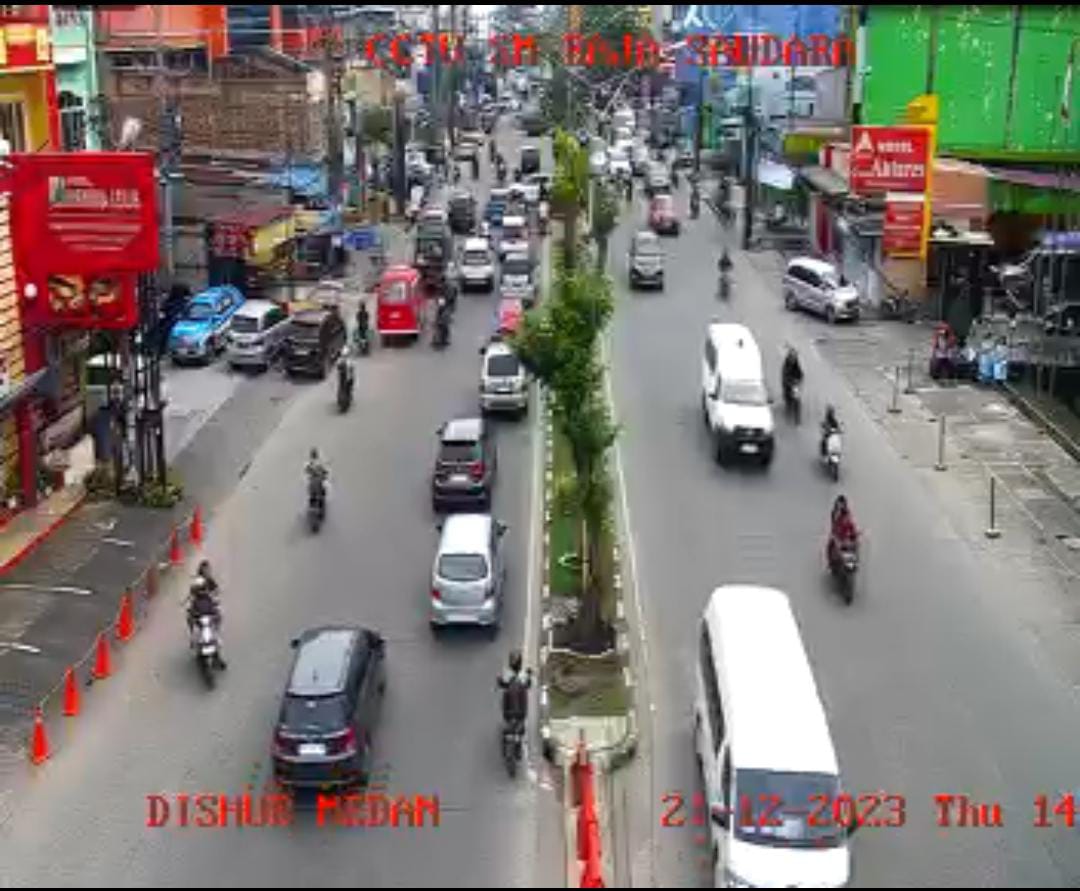 Warga Keluhkan Pool Bus di Kawasan Jalan Sisingamangaraja Penyebab Kemacetan