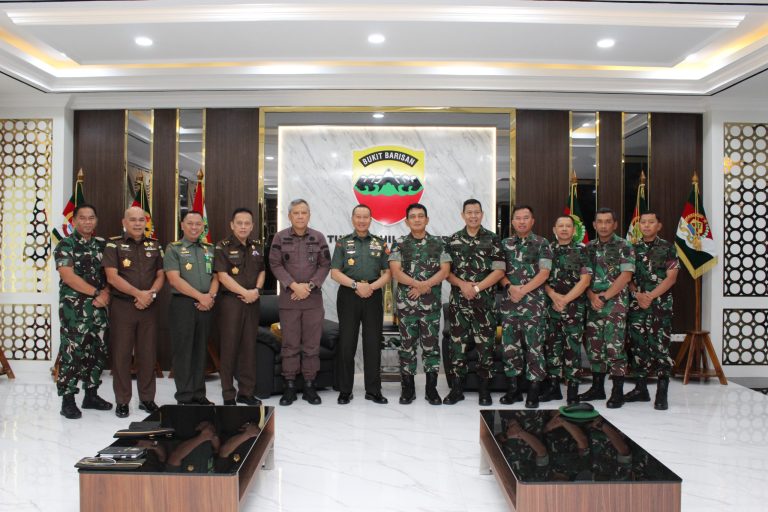 Kunker di Sumut, JAM Pidmil Sosialisasikan Nota Kesepahaman Kejaksaan RI dan TNI Penanganan Perkara Koneksitas