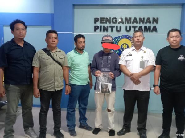 Coba Kelabui, Pengunjung Rutan Medan Kedapatan Seludupkan 100 Gram Ganja