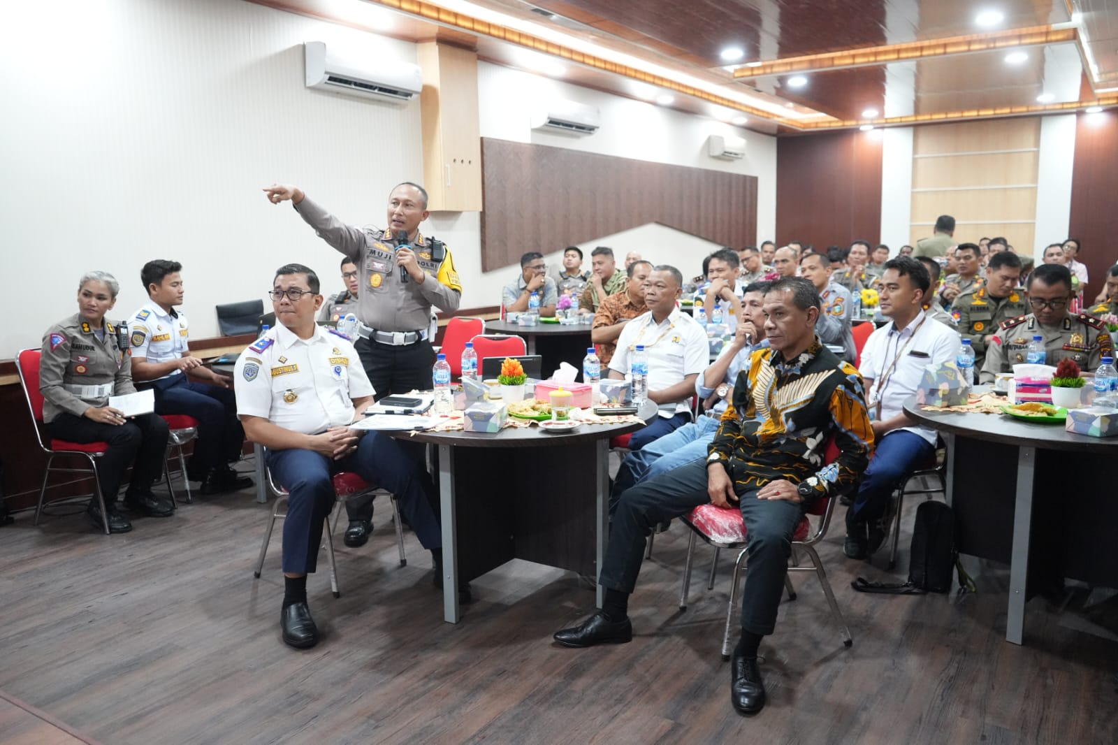 Pemko Medan bersama Ditlantas Poldasu Bentuk Tim Terpadu Penataan Lalu Lintas dan Angkutan Jalan