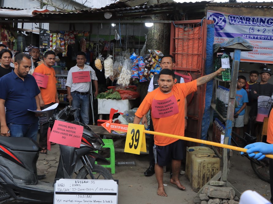Polisi Rekontruksi Pembakaran Rumah Wartawan di Karo, Ada 57 Adegan