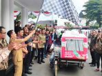 Pj Gubernur Sumut dan Wakil Wali Kota Medan Lepas 550 Becak Duta PON 2024