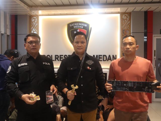 10 Anggota Geng Motor Texas Ditangkap di Markas, Polisi Sita Sajam