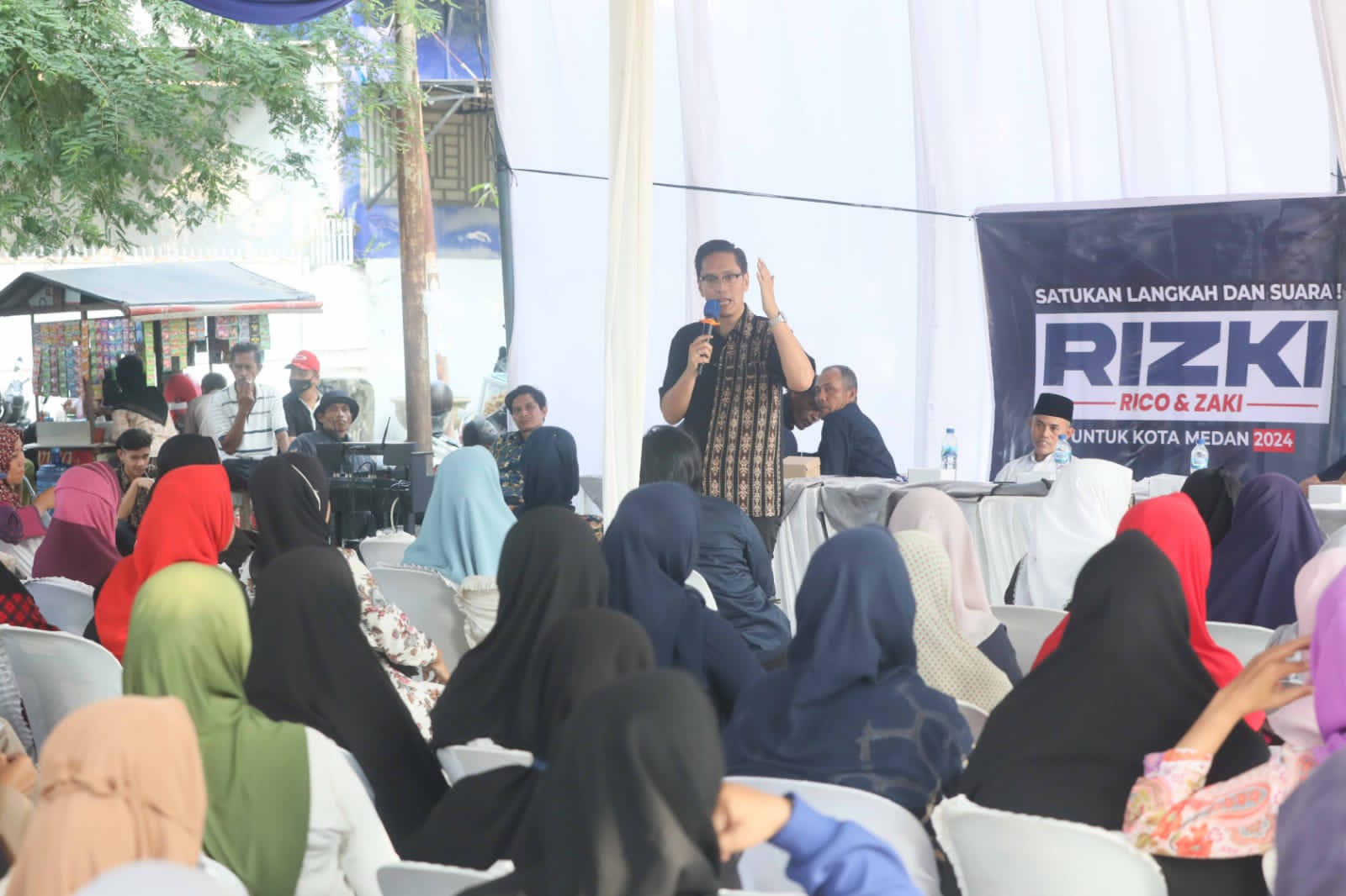 Silaturahmi, Rico Waas Serap Aspirasi dan Masukan Masyarakat Medan Timur