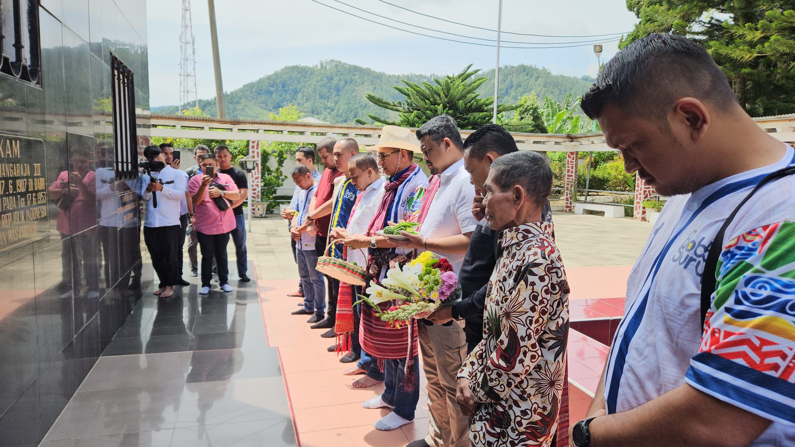Kampanye di Tanah Batak, Bobby Nasution Ziarah Makam Pahlawan Nasional Sisingamangaraja XII
