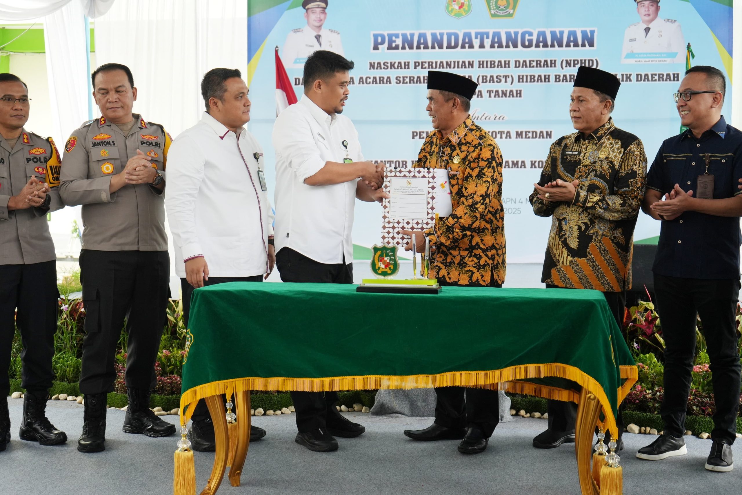 Serahkan Hibah Tanah ke Kemenag Medan, Bobby Nasution: Alhamdulillah Janji Saya Sudah Terlaksana