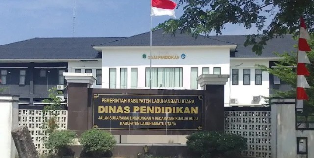 Pengadaan Mebel Sekolah di Labura Diduga Dikorupsi, Kayu Murah Dipakai Buat Meja dan Bangku