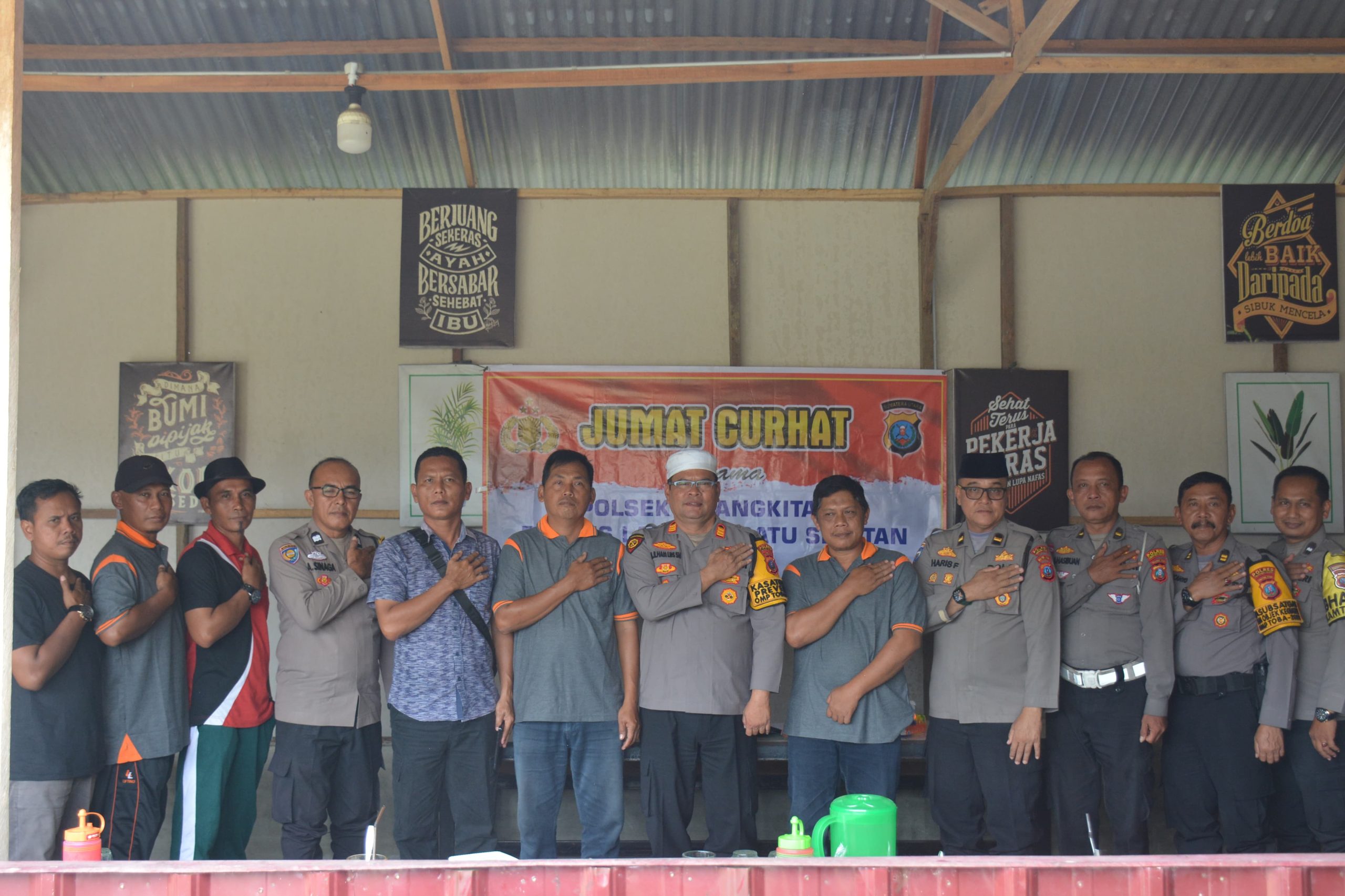 Polres Labusel Gelar Jumat Curhat di Wilayah Polsek Silangkitang