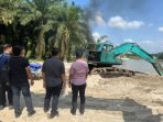 Dit Reskrimsus Polda Sumut Serahkan 2 Tersangka Kasus Galian C Ilegal ke Jaksa
