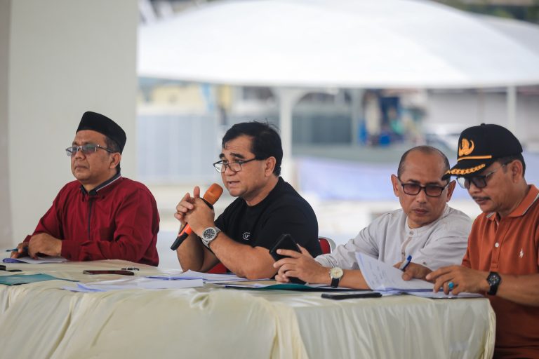 Shalat Idul Fitri di Lapangan Merdeka, Malam Takbiran dan Pawai Kendaraan Hias