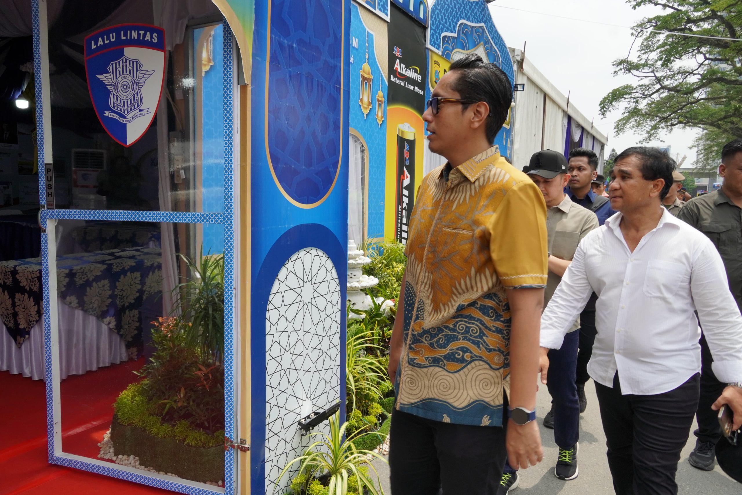 Rico Waas Tinjau Pos Pam Depan Pos Bloc, Pastikan Kesiapan Personel Beri Pelayanan