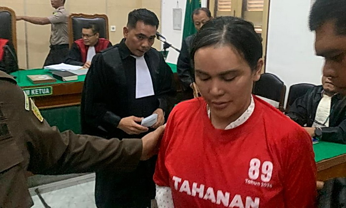 Selebgram Ratu Entok Divonis 2 Tahun 10 Bulan Penjara dan Denda Rp100 Juta