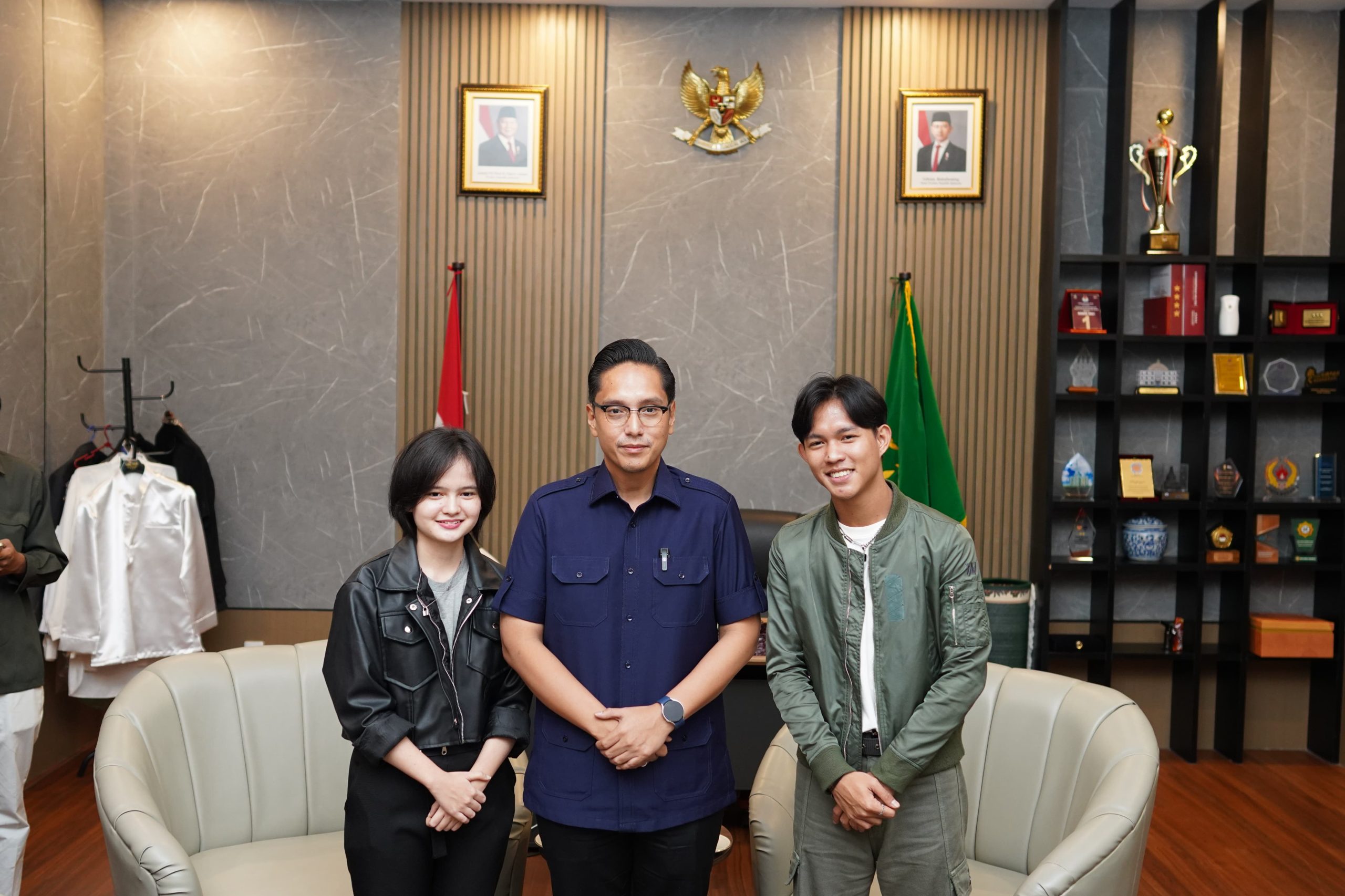Rico Waas: Ayo Warga Medan Dukung Fajar dan Mesa di 5 Top Indonesian Idol