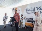 Rico Waas Dapat Aplaus Nyanyikan Lagu "Aku Bukan Bang Toyib"
