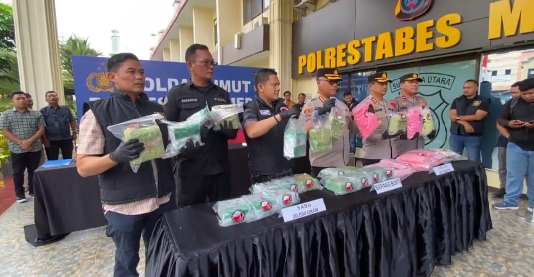3 Kurir Narkoba Jaringan Malaysia Ditangkap, Disita 20 Kg Sabu dan 58.750 Butir Ekstasi 