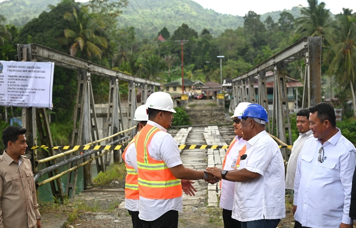Gubernur Sumut Groundbreaking Jembatan Idano Noyo di Nias Barat