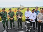 Wagub Sumut Bersama Panglima TNI Panen Raya Padi di Deli Serdang