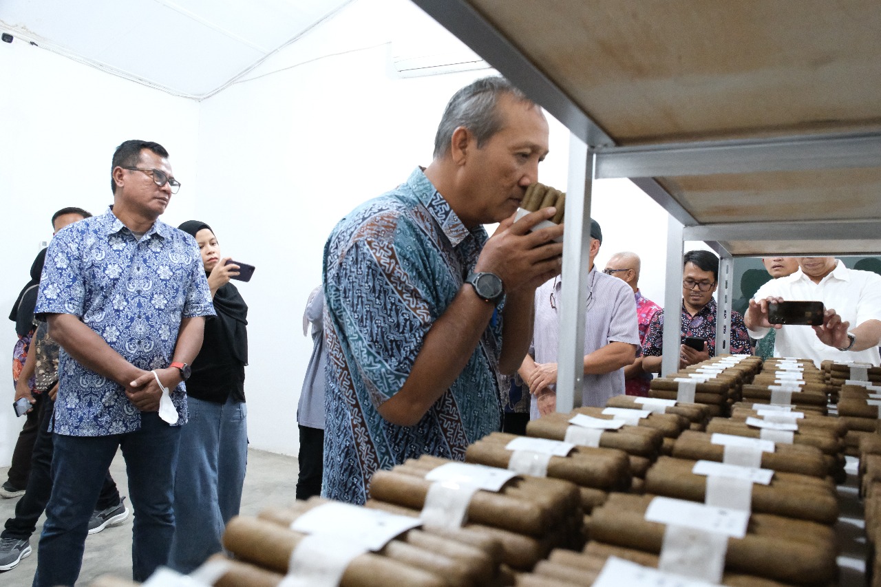 RH PTPN 1 Resmikan Pabrik Cerutu Tembakau Deli, Siap Bertarung di Pasar Global
