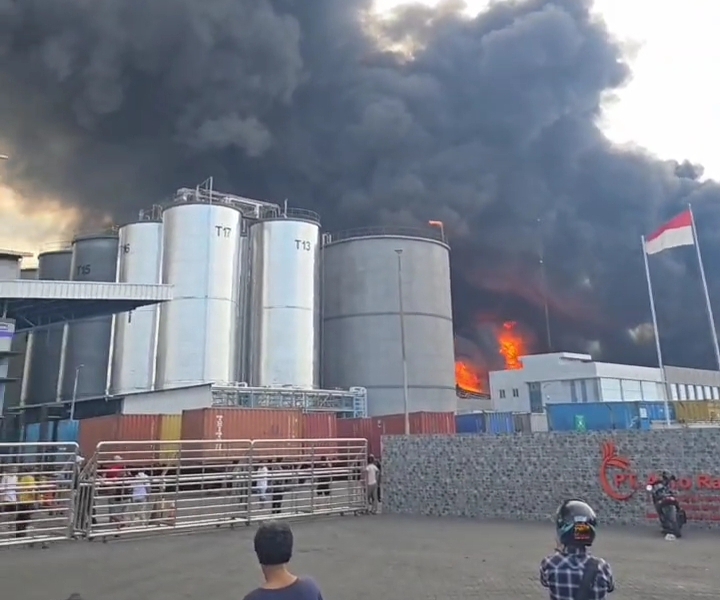 PT Agro Raya Mas di Belawan Terbakar, Kerugian Capai Miliaran Rupiah