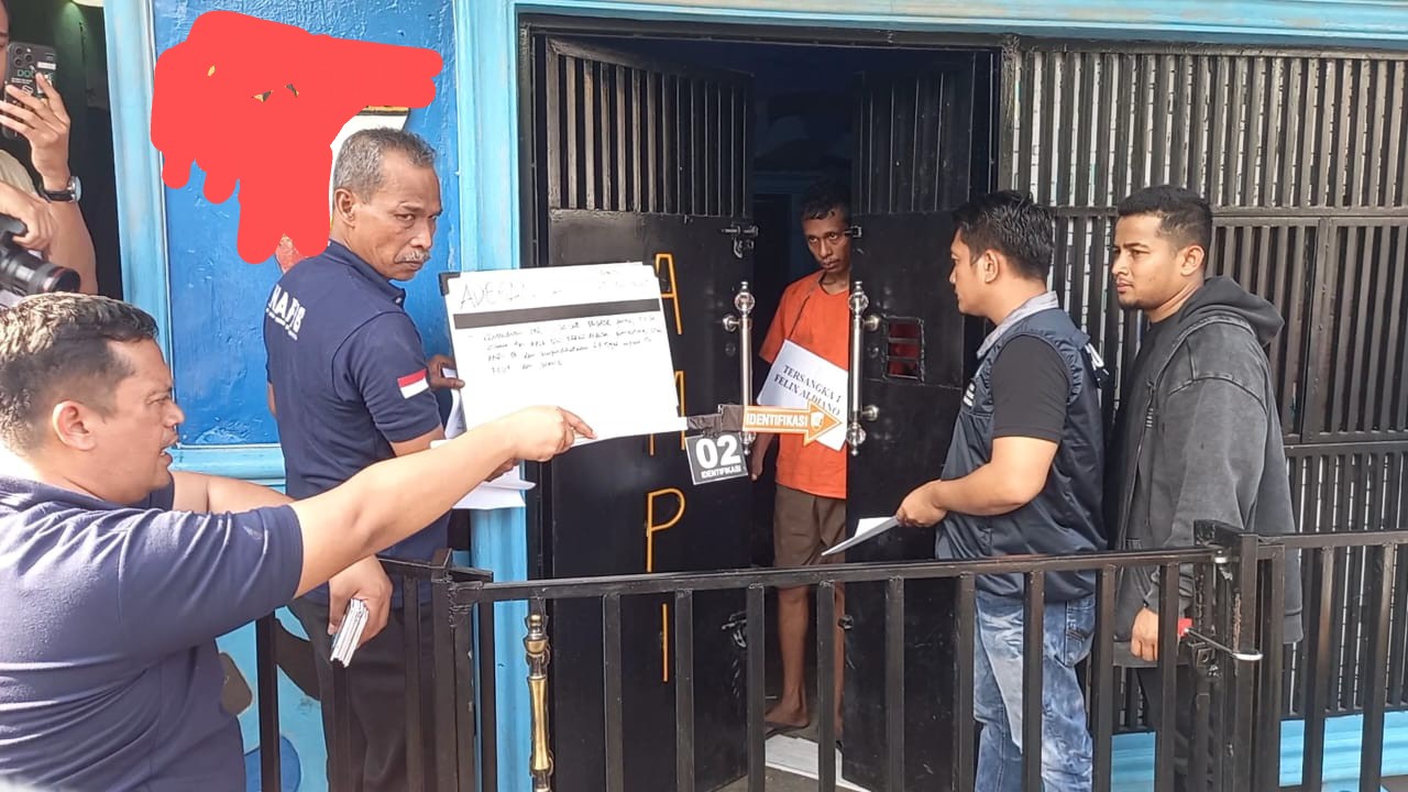 Polda Sumut Pra Rekonstruksi, Pos Ormas Dijadikan Lokasi Pembuatan Ekstasi, 1 Pelaku Tewas Terjun ke Sungai