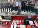 Bermula Laka Lantas, Pemilik ratusan Butir Obat dan Narkoba Diamankan Brimob