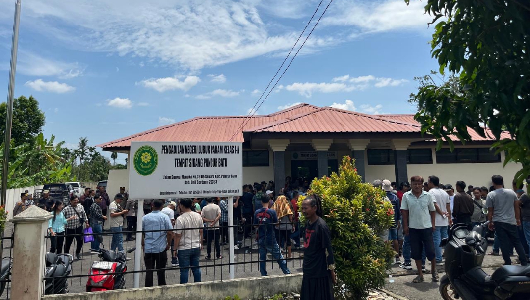 Hakim PN Pancur Batu Didemo, Minta Preman yang Pukuli Pengendara dengan Batu Dihukum 3 Bulan