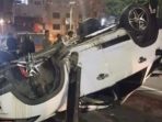 Mobil Mewah Mercedes Benz ‘Terbang’ di Jalan SM Raja, Pengemudi Kabur Tinggalkan HP