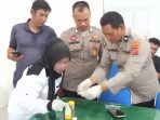 Tes Urine Polres Labusel Karyawan PT Rumbiya
