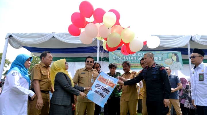 Luncurkan Program UHC Prioritas Kota Binjai, Sekdaprov Sumut Ingatkan Pelayanan Kesehatan Berjalan Optimal