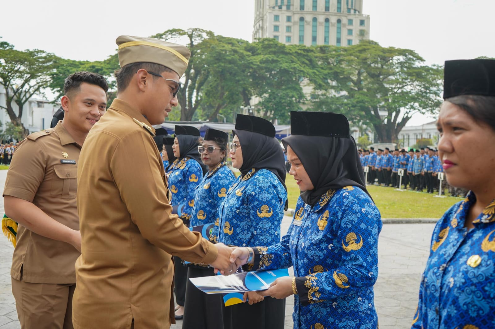 Pegawai Pemerintah dengan Perjanjian Kerja