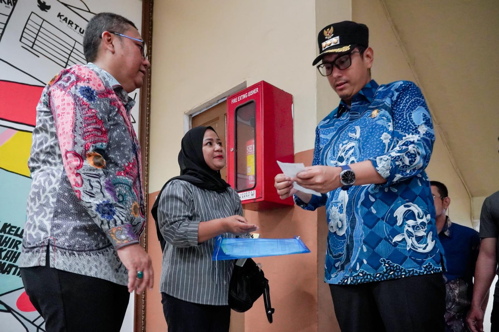 Wali Kota Medan Perintahkan Layanan Adminduk Dipermudah bagi Warga Terdampak Banjir