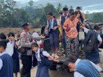 Pascabencana, Brimob Polda Sumut Antar-Jemput Anak-Sekolah di Garoga