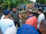 Gubernur Sumut Tinjau Korban Banjir di Langkat, Salurkan Bantuan dan Dengarkan Kebutuhan Masyarakat